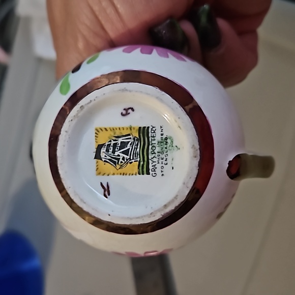 Gray's Pottery Stoke-on-Trent England Hand Painted Luster Mini Creamer Floral - Picture 6 of 7